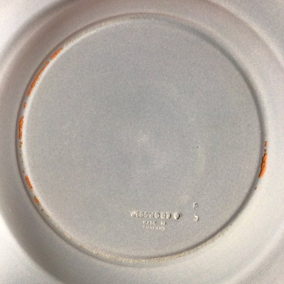 Vintage Wedgwood Blue Jasperware Eagle Crest and Stars Round Ashtray - Picture 5 of 5